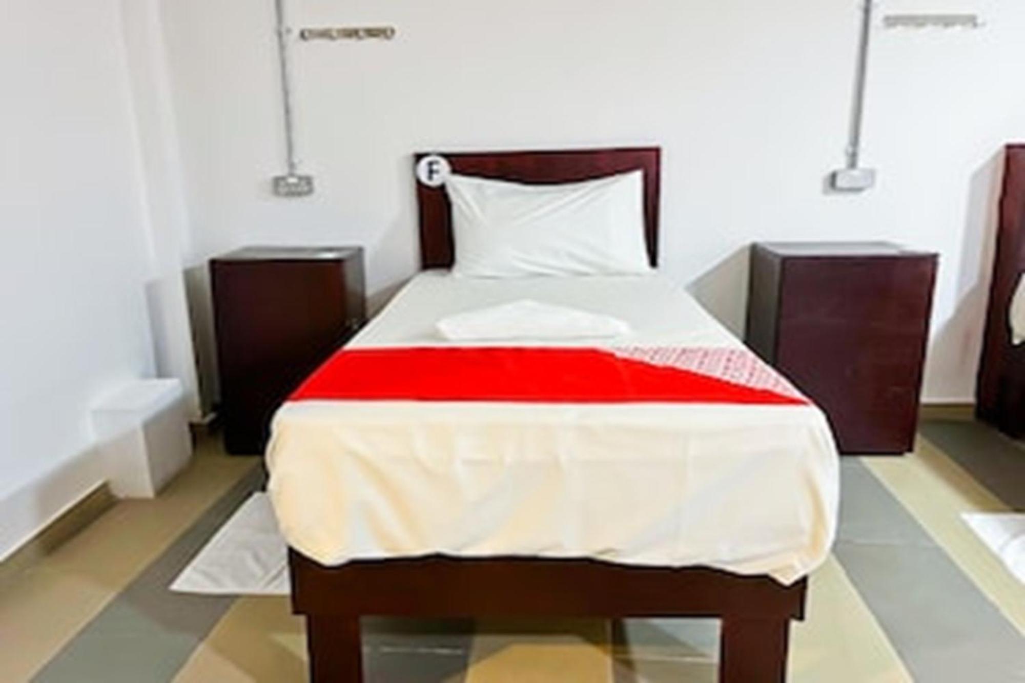 Super Oyo 90572 J Hotel Masjid India Kuala Lumpur Dış mekan fotoğraf